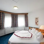 Residenz Royal 3* Sandhausen