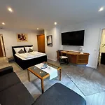 Residenz Royal Apart Otel Sandhausen