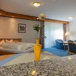 Apart Otel Residenz Royal 3*