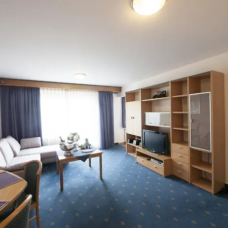 公寓式酒店 皇家宫廷酒店