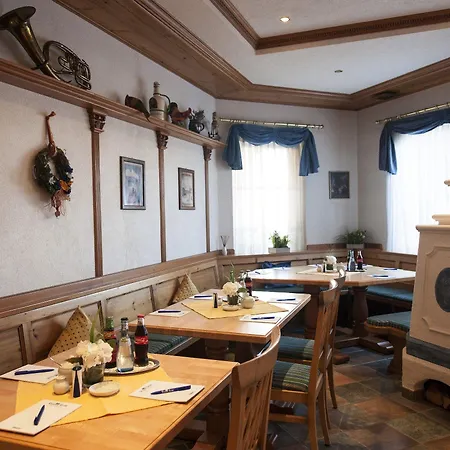 Lägenhetshotell Residenz Royal 3*