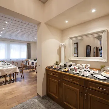 Residenz Royal Apartahotel 3*