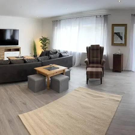 Residenz Royal شقة فندقية 3*